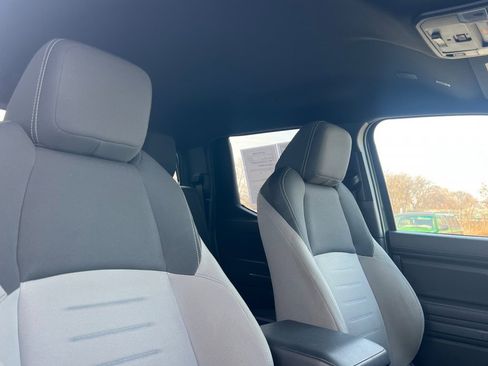 Used 2024 Toyota Tacoma TRD Sport image 13