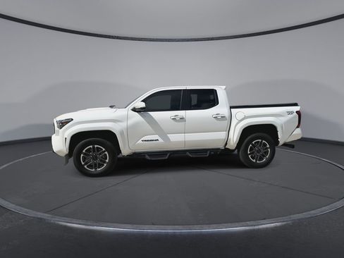 Used 2024 Toyota Tacoma TRD Sport w/ TRD Sport Upgrade Package RWD image 5