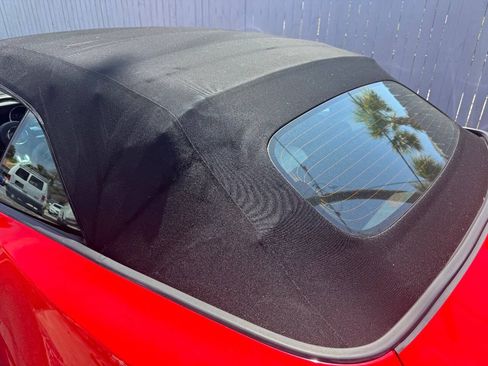 Used 2018 Ford Mustang Premium RWD image 3
