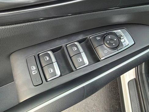 Used 2026 Kia Sorento S w/ S Panoramic Sunroof Package FWD image 20
