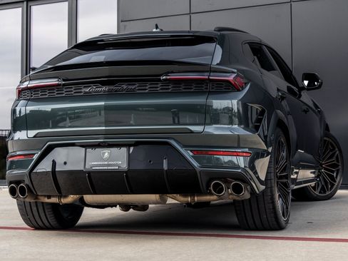 Used 2025 Lamborghini Urus SE image 8