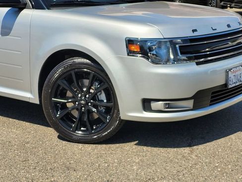 Used 2018 Ford Flex SEL w/ Equipment Group 202A FWD image 6