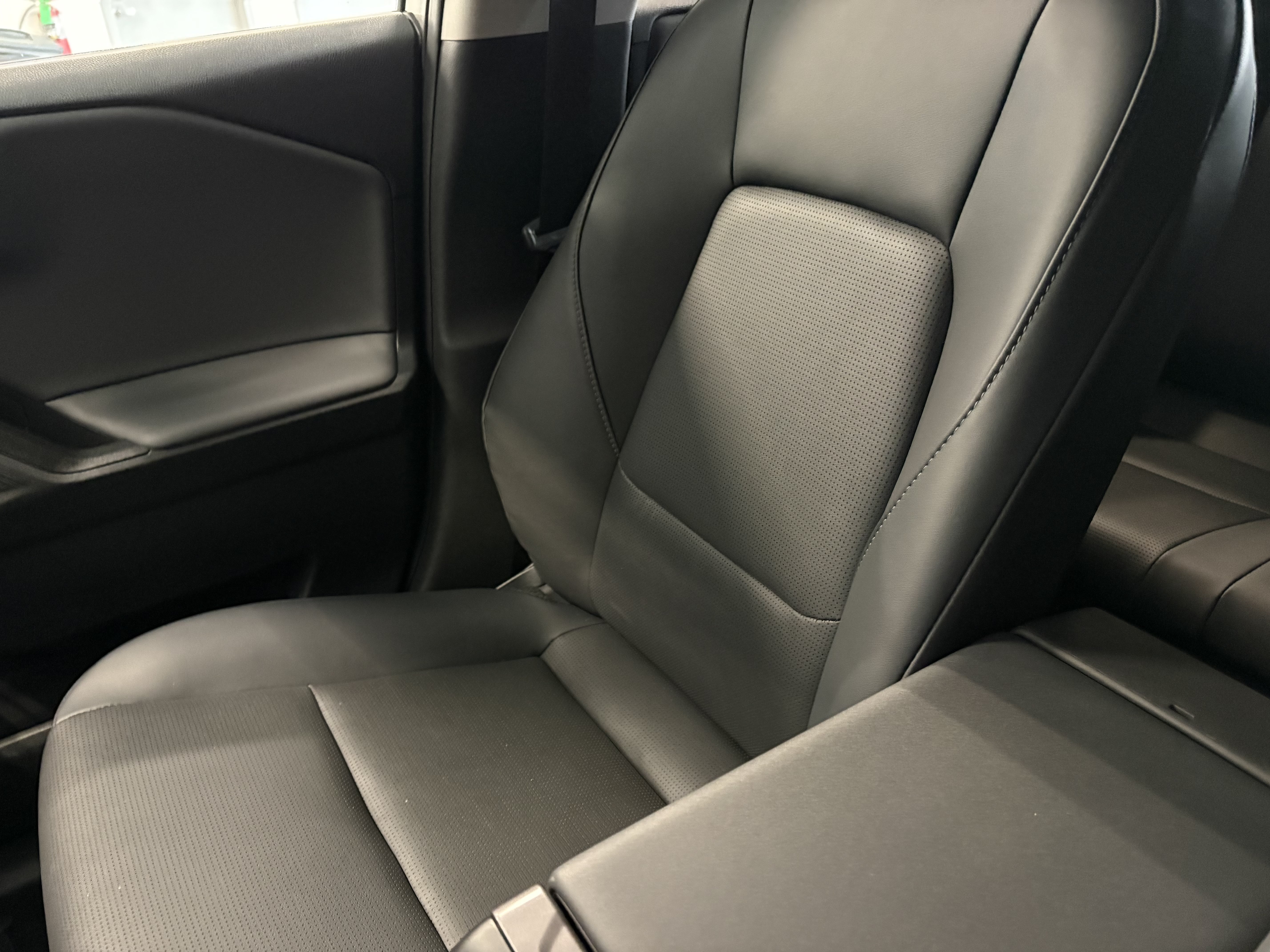 Used 2026 Toyota RAV4 XLE Premium FWD image 20