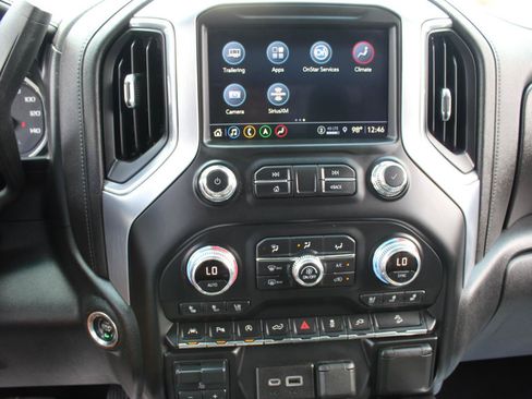 Used 2021 GMC Sierra 1500 SLT AWD/4WD image 32