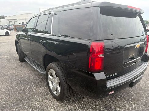Used 2019 Chevrolet Tahoe LT w/ Luxury Package AWD/4WD image 4