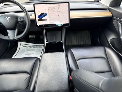 Used 2020 Tesla Model 3 Standard Range Plus image 25