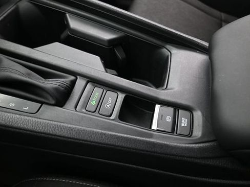 Certified 2025 Honda Accord SE image 12