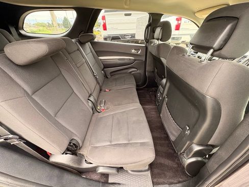 Used 2017 Dodge Durango SXT w/ 3rd Row Seating Group AWD/4WD image 32