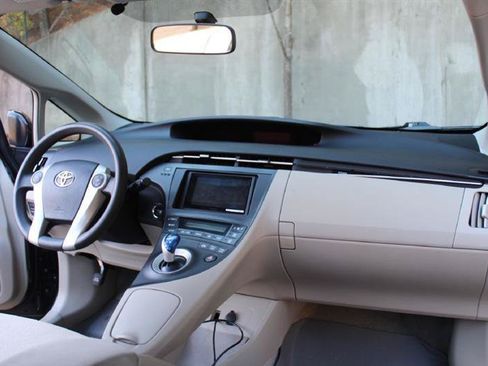 Used 2011 Toyota Prius Two FWD image 13