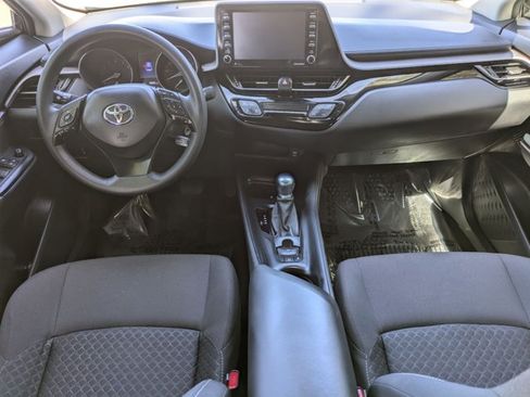 Used 2021 Toyota C-HR LE FWD image 16