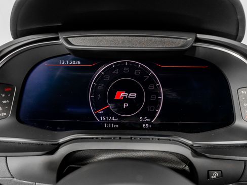 Used 2022 Audi R8 V10 performance image 41