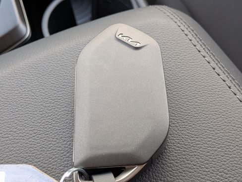 New 2026 Kia Sportage LX FWD image 36