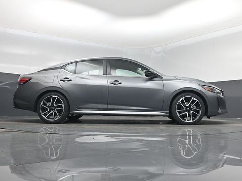 Used 2024 Nissan Sentra SR image 16