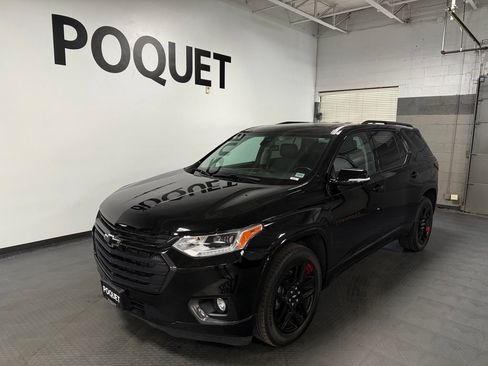 Used 2020 Chevrolet Traverse Premier w/ Redline Edition AWD/4WD image 2