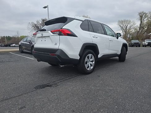 Used 2025 Toyota RAV4 LE image 7