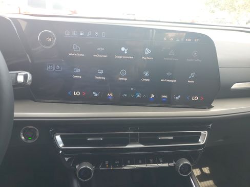 New 2026 Chevrolet Traverse LT w/ Driver Confidence Package FWD image 25