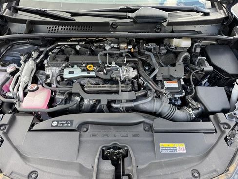 Used 2024 Toyota Prius Prime FWD image 15