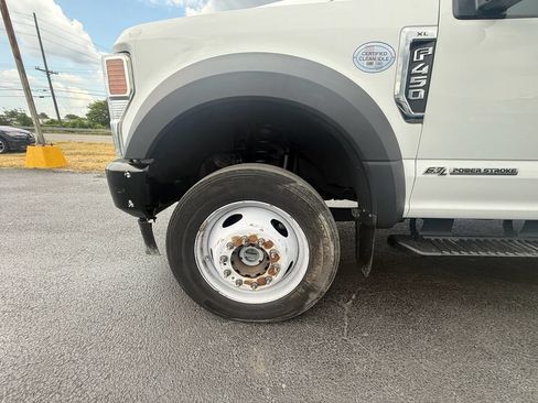 Used 2022 Ford F450 XL w/ Power Equipment Group AWD/4WD image 9