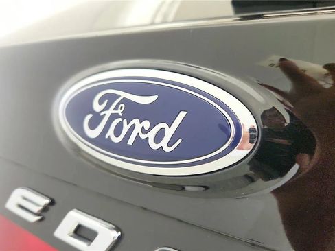 Used 2022 Ford Edge SEL w/ Convenience Package AWD/4WD image 16