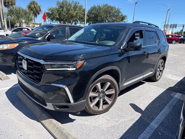 Used 2024 Honda Pilot Elite image 3