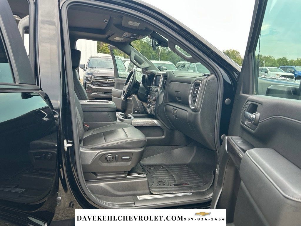 Used 2022 Chevrolet Silverado 2500 LTZ w/ LTZ Plus Package AWD/4WD image 21