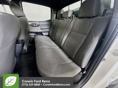 Used 2018 Toyota Tacoma TRD Off-Road w/ Technology Package image 22