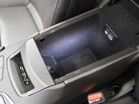 Certified 2023 Cadillac XT5 Premium Luxury image 35