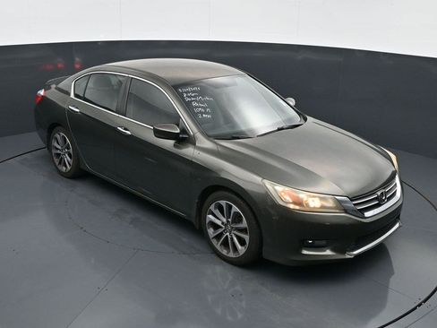 Used 2014 Honda Accord Sport image 14