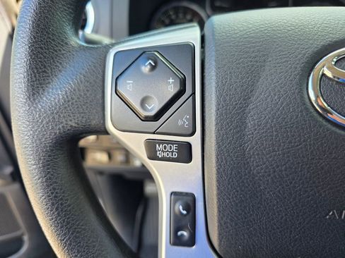 Used 2019 Toyota Tundra SR5 w/ SR5 Upgrade Package AWD/4WD image 24