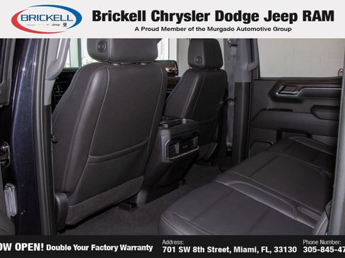 Used 2022 GMC Sierra 1500 SLT w/ SLT Premium Package RWD image 17