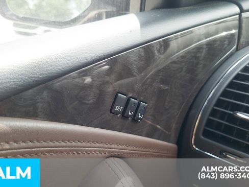 Used 2023 Nissan Armada Platinum w/ Captain's Chairs Package RWD image 15