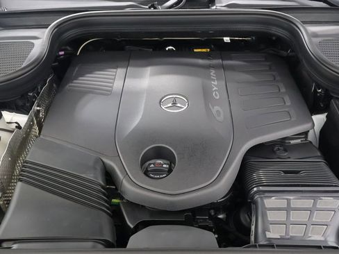 New 2026 Mercedes-Benz GLS 450 4MATIC image 30
