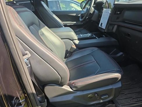 Used 2023 Ford Expedition Max Limited AWD/4WD image 6
