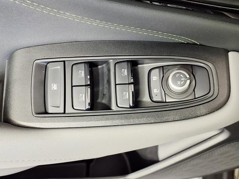 Used 2025 Subaru Outback Onyx Edition image 16