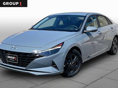 Used 2023 Hyundai Elantra SEL