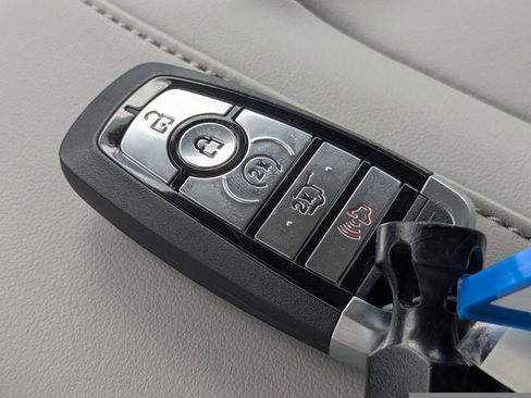 New 2026 Ford Expedition Active image 30