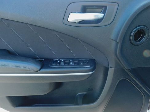 Used 2023 Dodge Charger SXT image 24