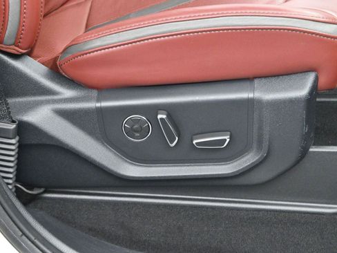 Used 2020 Ford F250 Platinum w/ FX4 Off-Road Package image 38