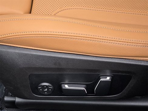 Certified 2025 BMW 330i xDrive Sedan w/ M Sport Package image 24