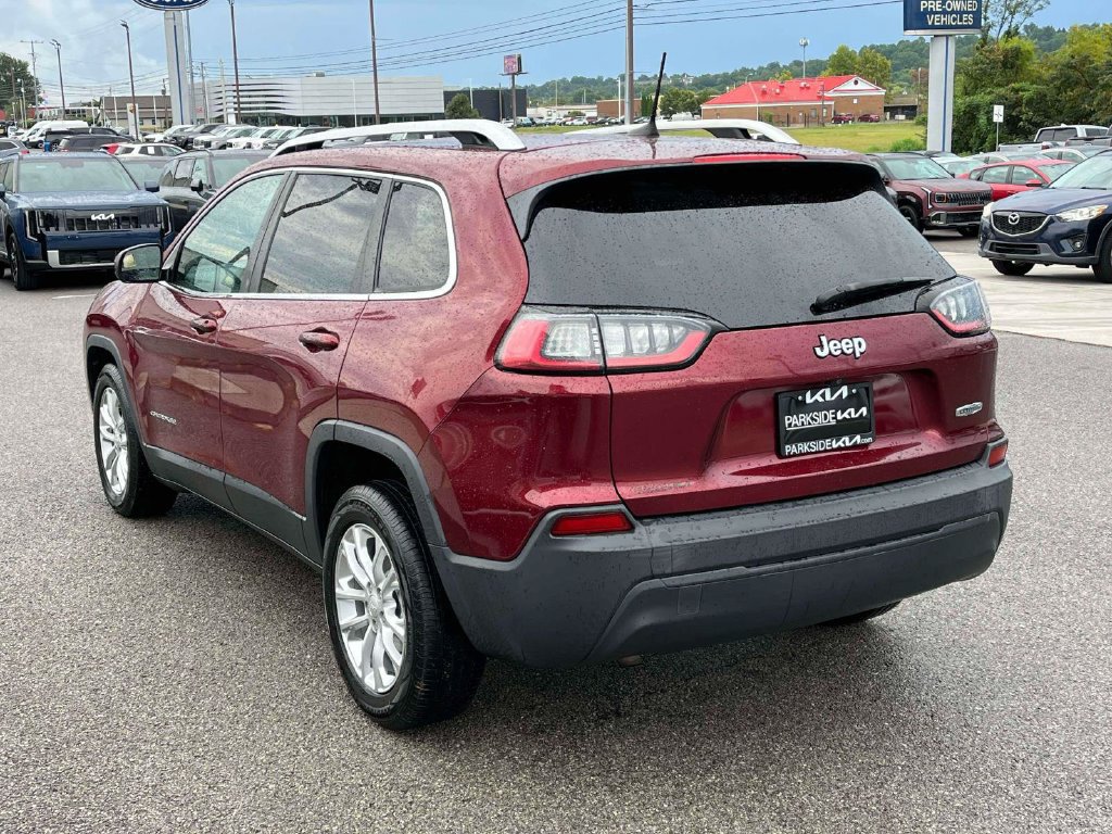Used 2019 Jeep Cherokee Latitude w/ Popular Appearance Group FWD image 28
