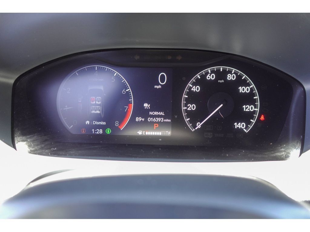 Used 2025 Honda HR-V Sport image 15