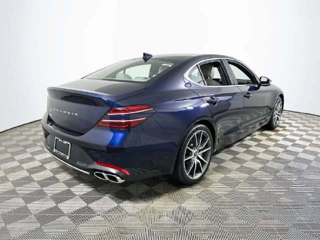 Used 2023 Genesis G70 2.0T RWD image 3