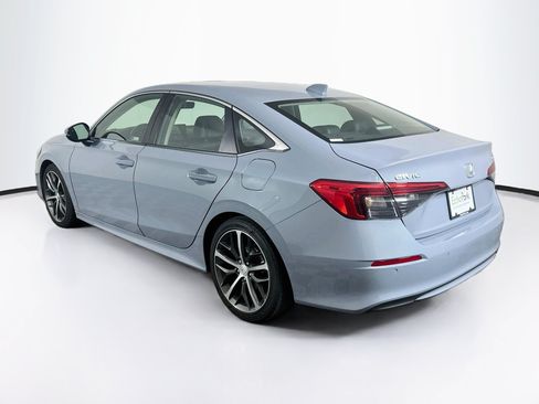 Used 2024 Honda Civic Touring image 5