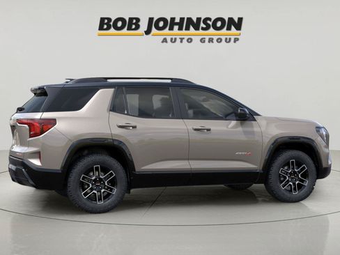 New 2026 GMC Terrain AT4 AWD/4WD image 2