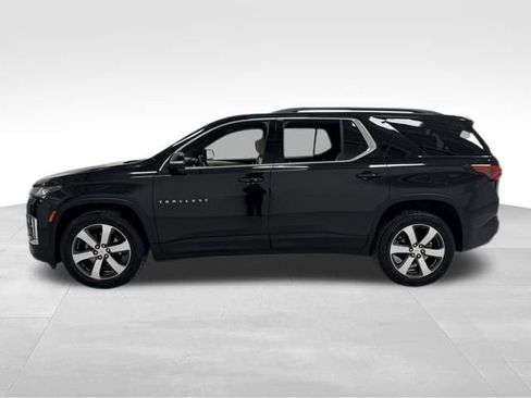 Certified 2023 Chevrolet Traverse LT w/ LT Premium Package image 3