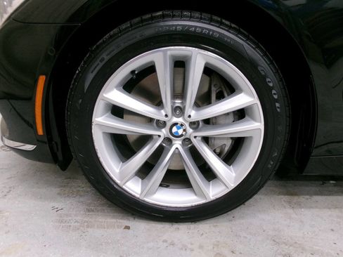 Used 2016 BMW 750i xDrive AWD/4WD image 3