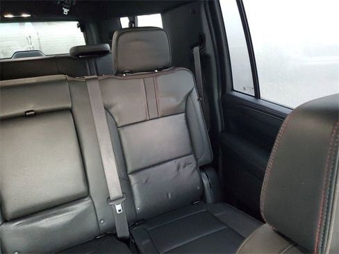 Used 2022 Chevrolet Suburban RST w/ Luxury Package image 61