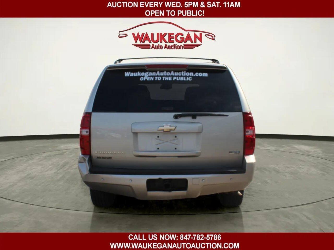 Used 2008 Chevrolet Suburban LT w/ LT Preferred Equipment Group AWD/4WD image 4