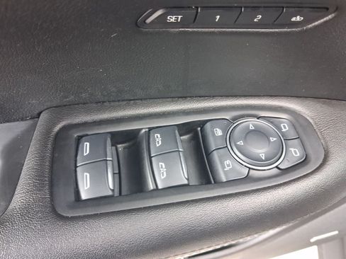 Used 2017 Cadillac XT5 Luxury FWD image 17
