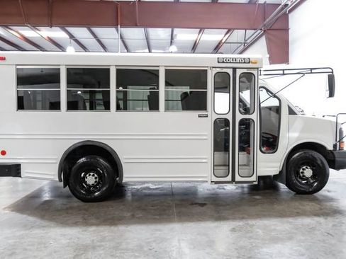 Used 2007 Chevrolet Express 3500 w/ School Bus Package RWD image 8